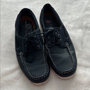 Akademiks Dark Blue Boat Shoes with White Stitching